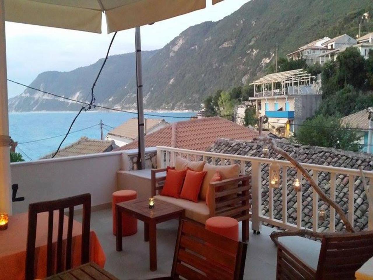 Ionis Hotel Ayios Nikitas Ngoại thất bức ảnh