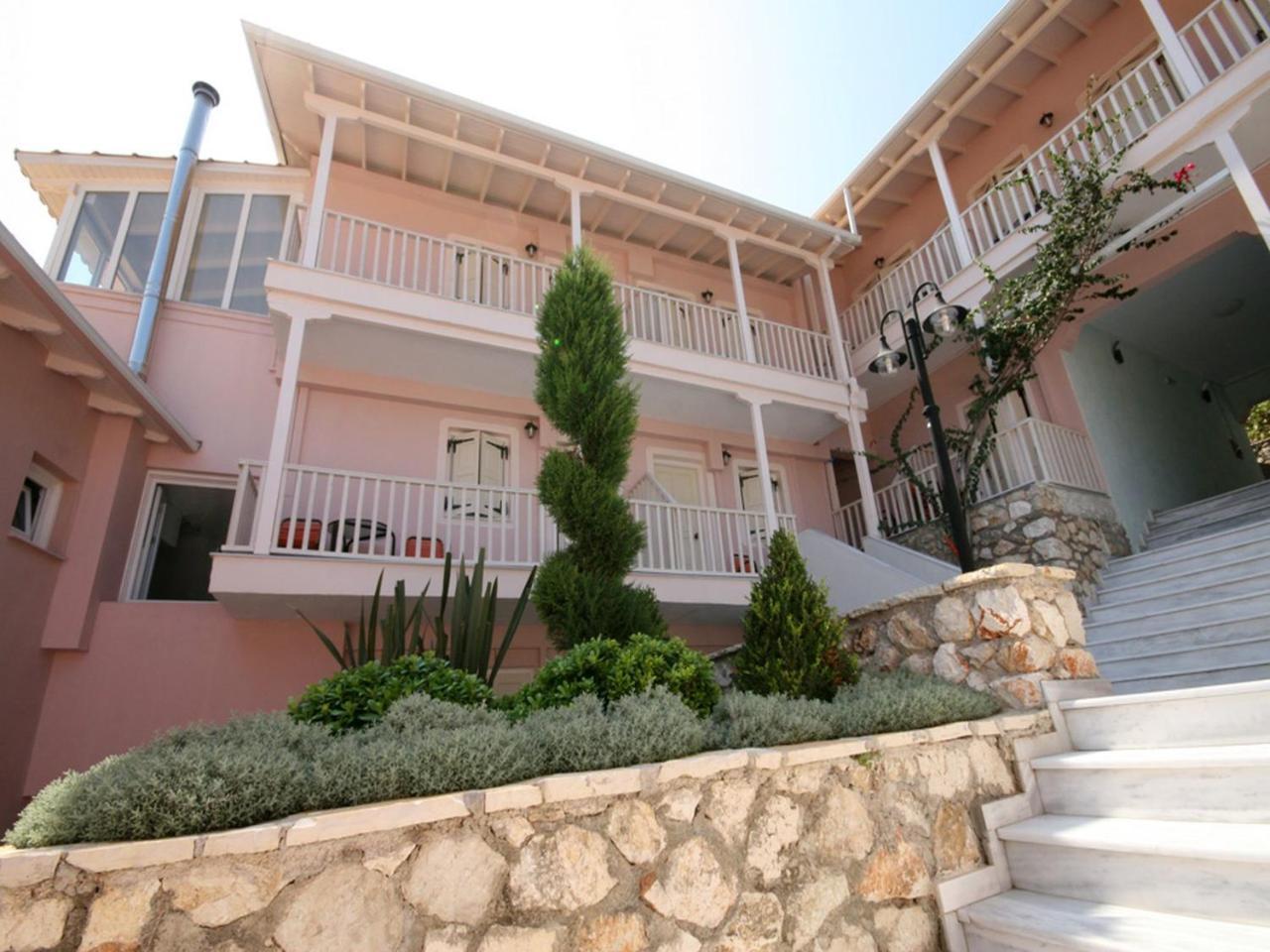 Ionis Hotel Ayios Nikitas Ngoại thất bức ảnh