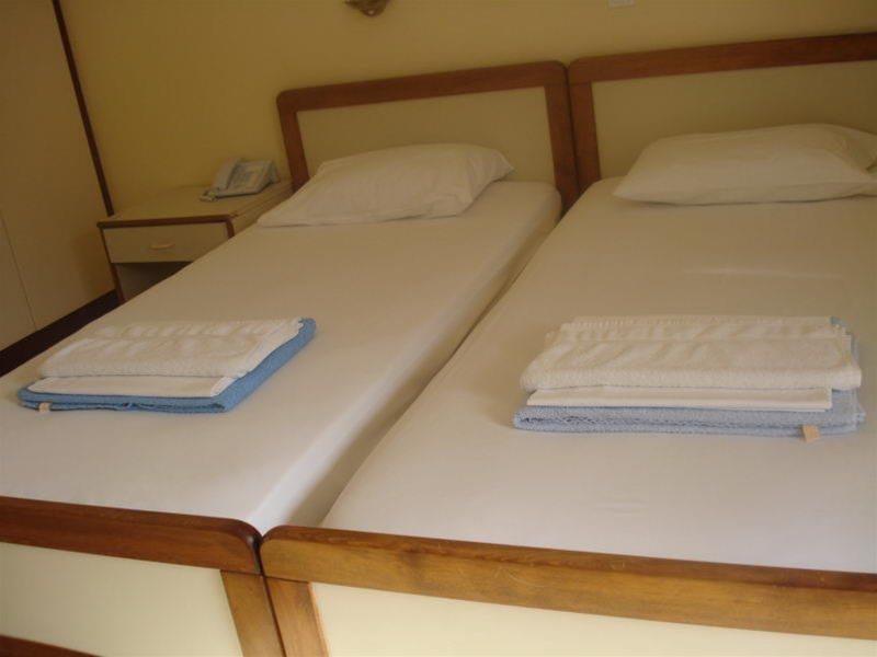 Ionis Hotel Ayios Nikitas Ngoại thất bức ảnh
